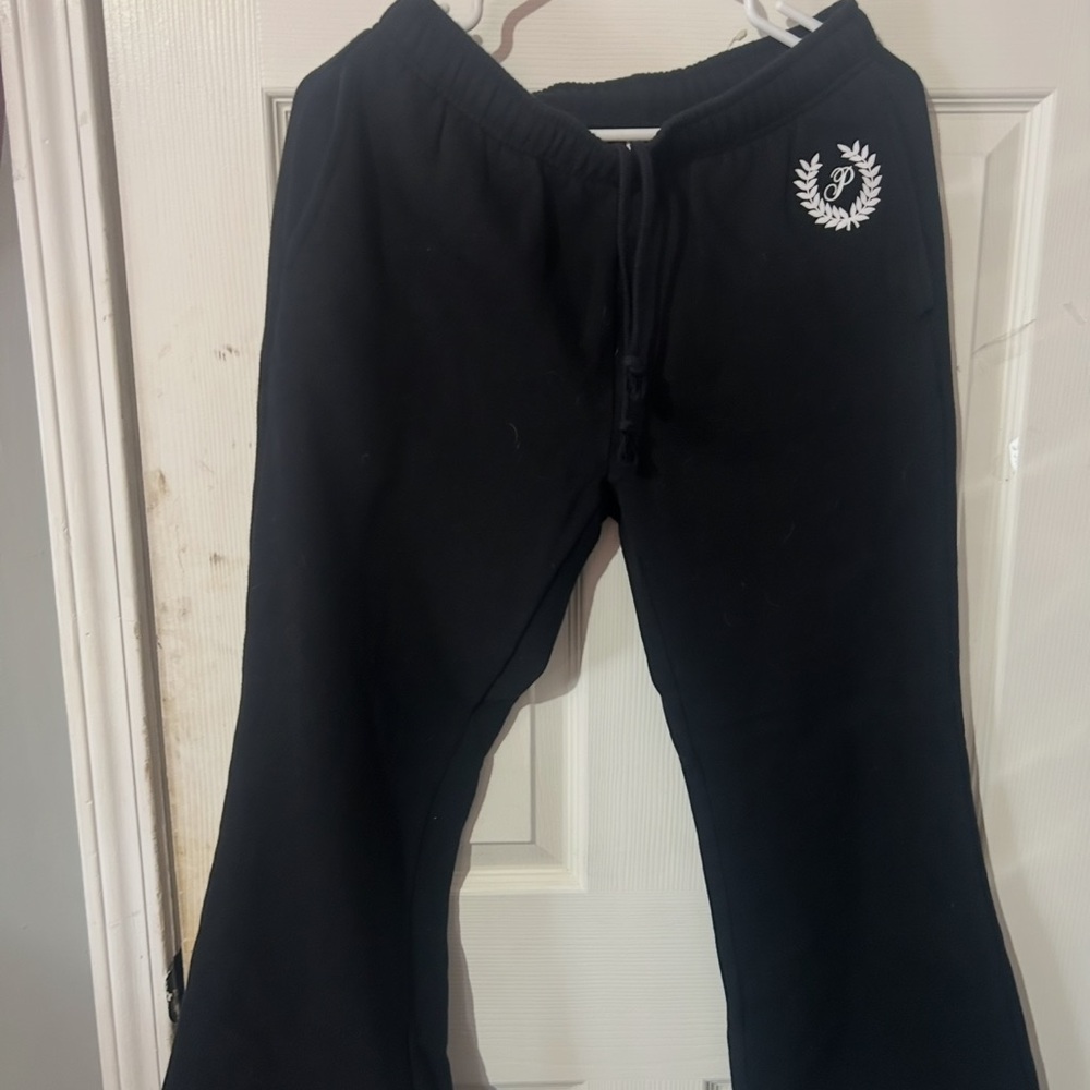 PINK Victoria's Secret Black Kids Sweatpants with White Crest